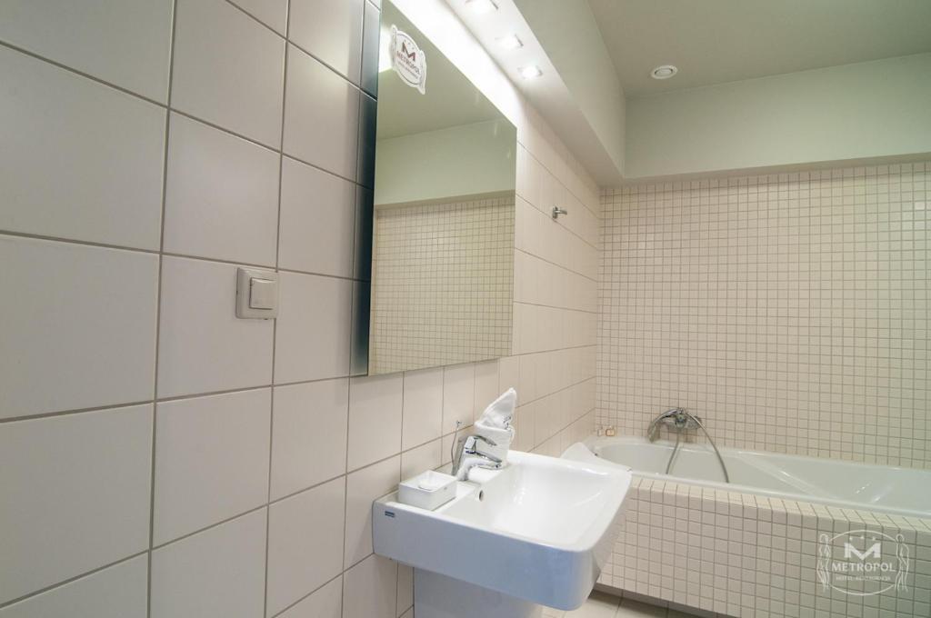 Metropol Hotel Srem Room photo