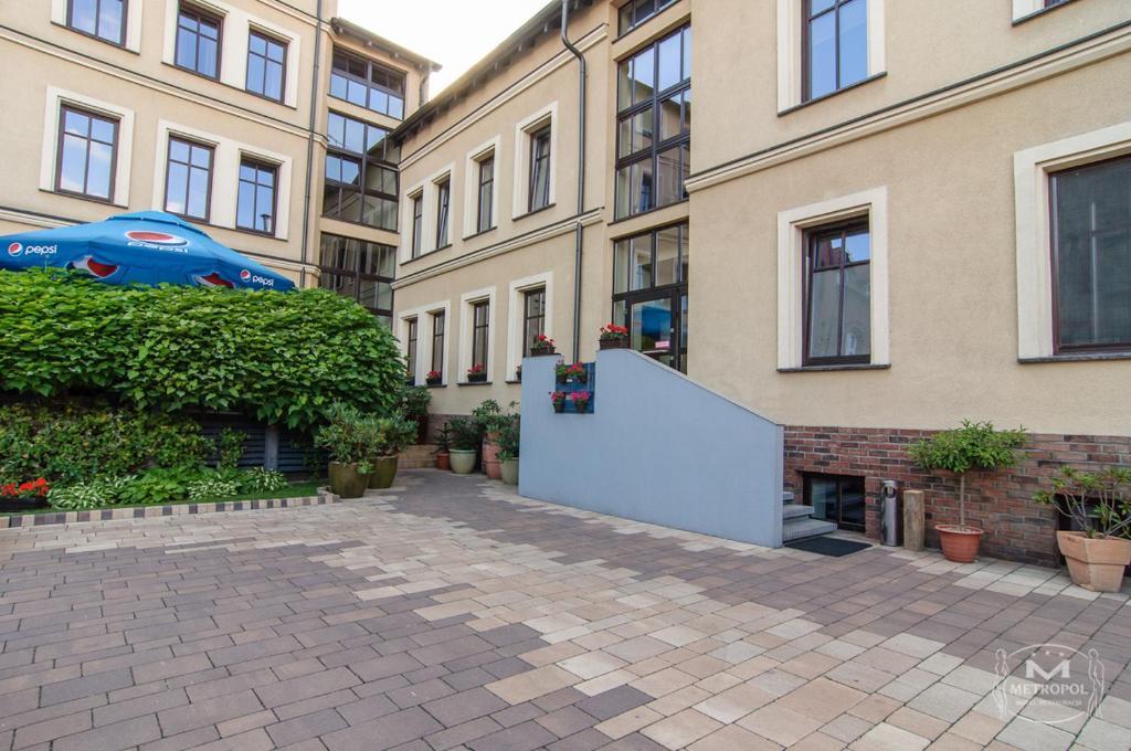 Metropol Hotel Srem Exterior photo